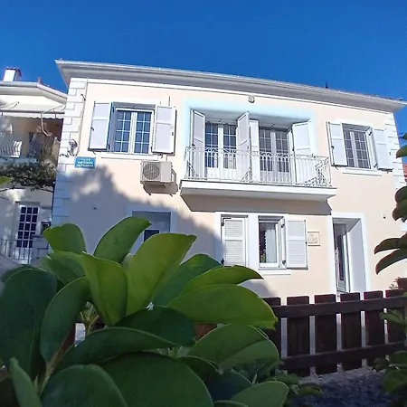 Mouses Thalia Апартаменты *