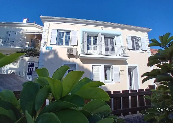 Mouses Thalia Apartment *