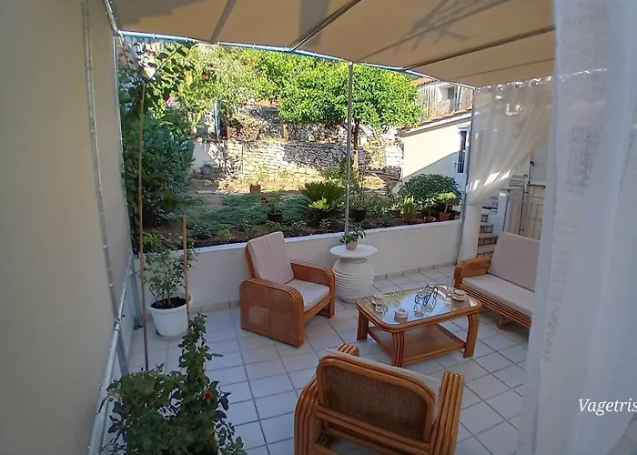 Apartment Mouses Thalia